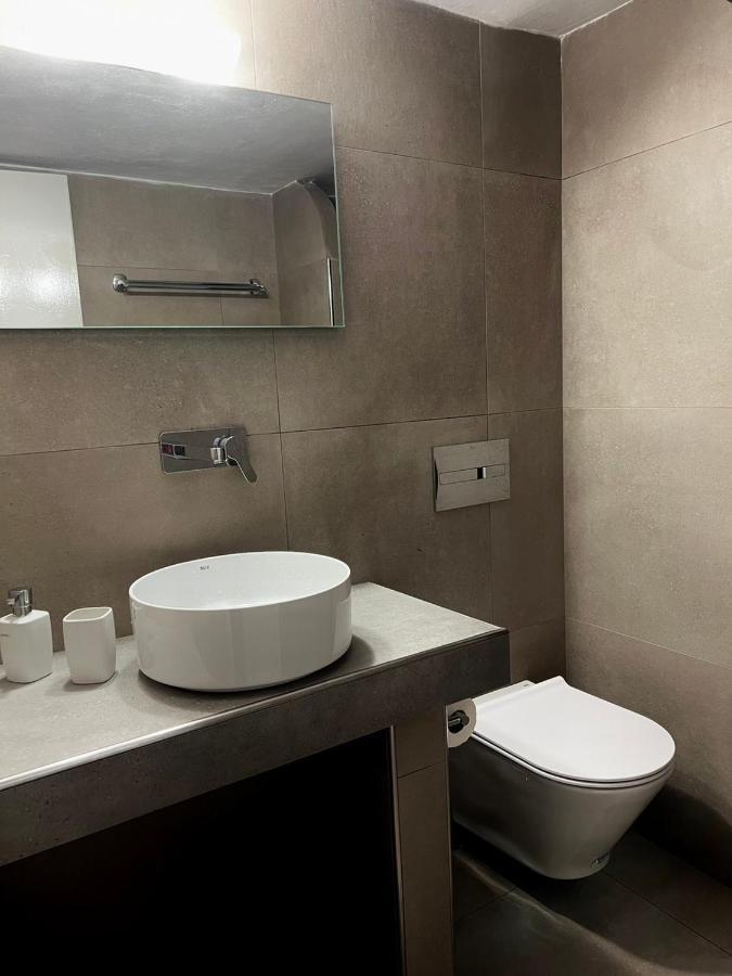Anna Maria Rooms Santorini Перисса Экстерьер фото